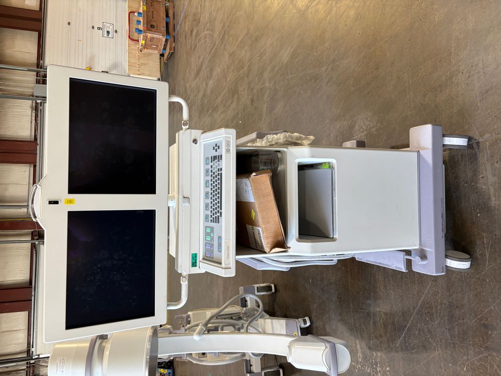 2001 OEC 9800 12in Vascular C-Arm [EQ-011001]