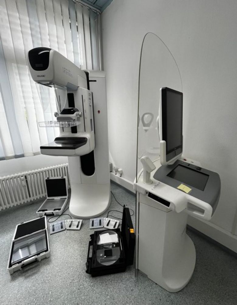 2016 Hologic Dimensions 3D Tomo Mammo [EQ-025657]